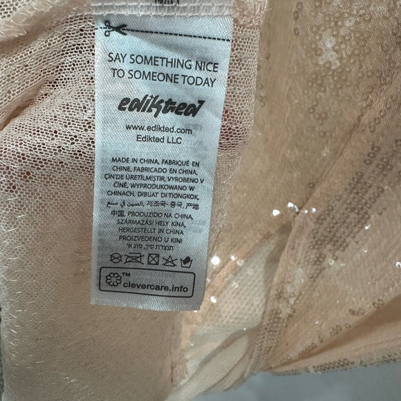 Edikted Riki light pink sheer sequin maxi Skirt - Picture 11 of 15